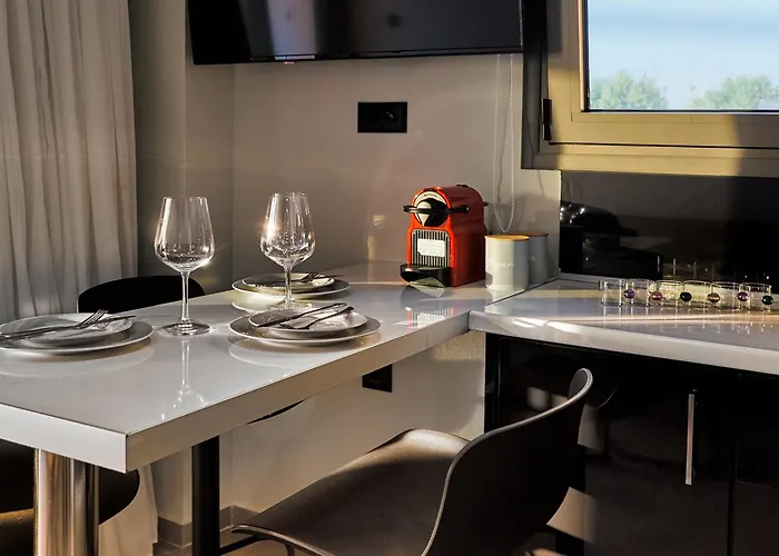 Callista Seafront Апартаменты *