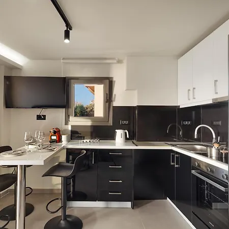 Callista Seafront Apartament