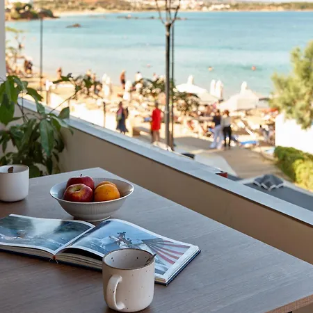 Callista Seafront Апартаменты *
