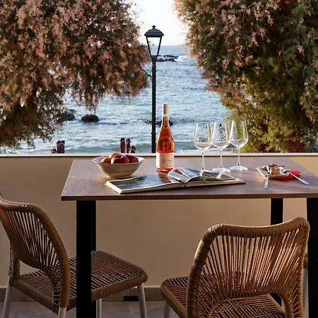 Callista Seafront Apartment Chania (Crete)